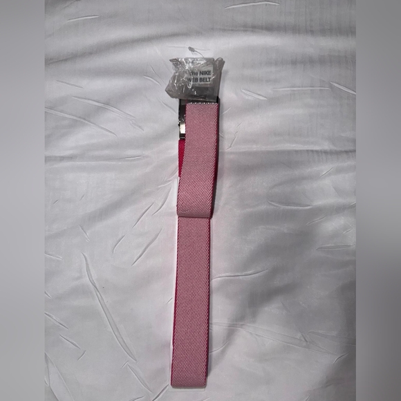 NWT Nike web belt men adjustable up to size 42, stretch material and reversible - Picture 3 of 8